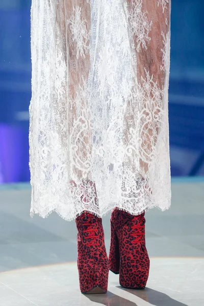 Look 83
